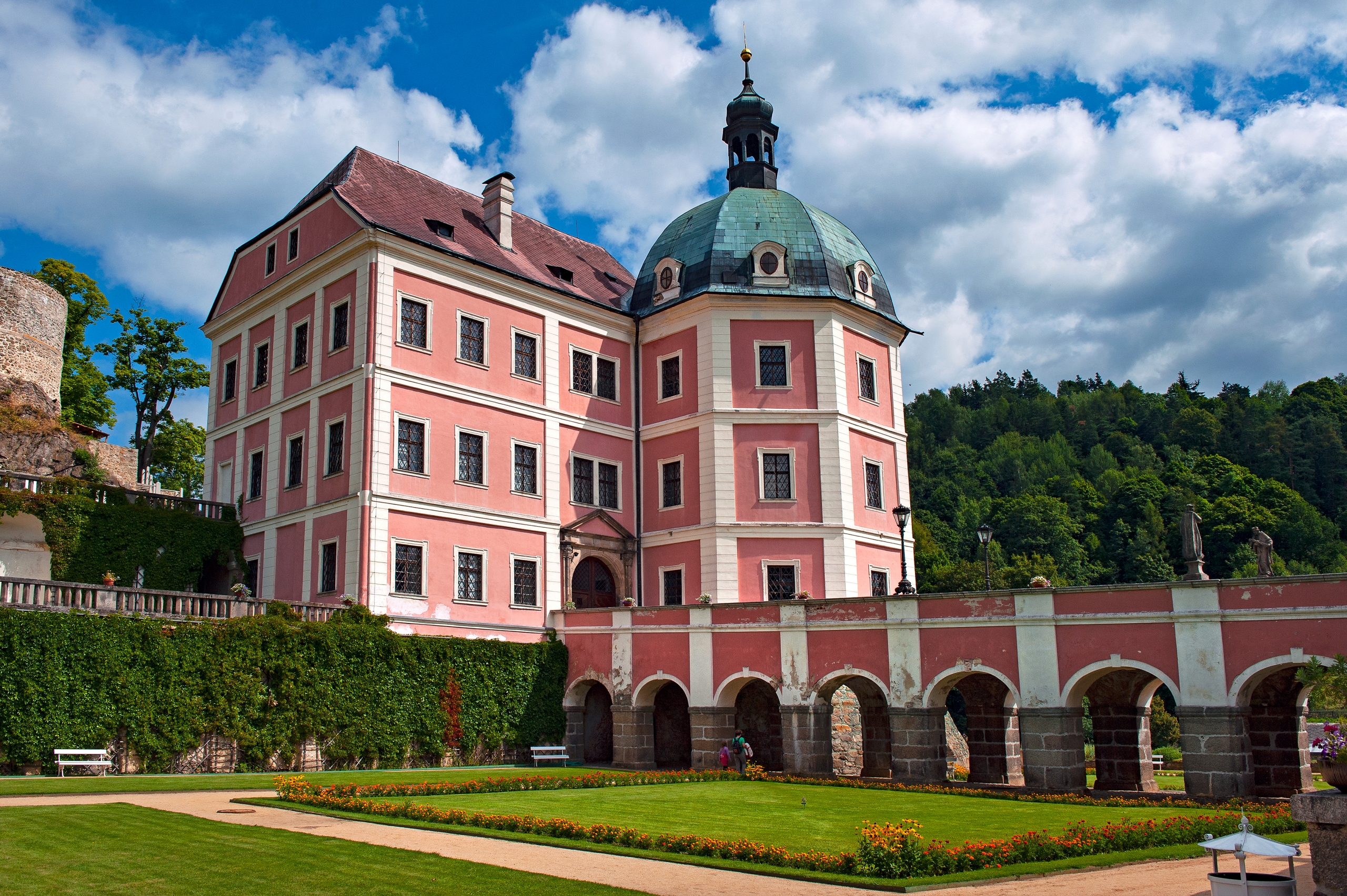 Bečov nad Teplou
